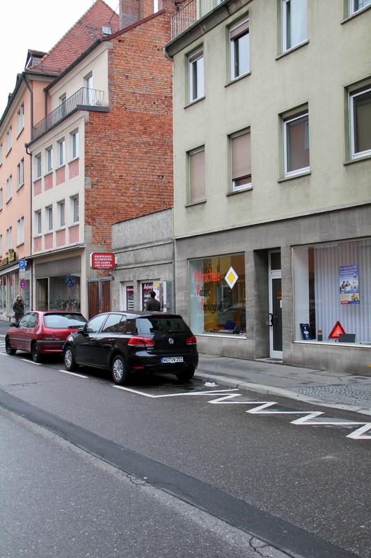 Nicht vollständig "aufgefüllte" Baulücken in der Semmelstraße.
