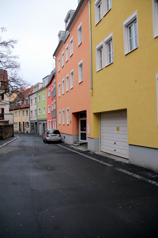 So schön und gepflegt sehen frisch renovierte Häuser in der Handgasse aus.