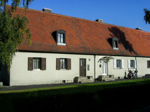 Typische Häuser der 1930er Jahre in der Kettlerstraße der Gartenstadt Keesburg.