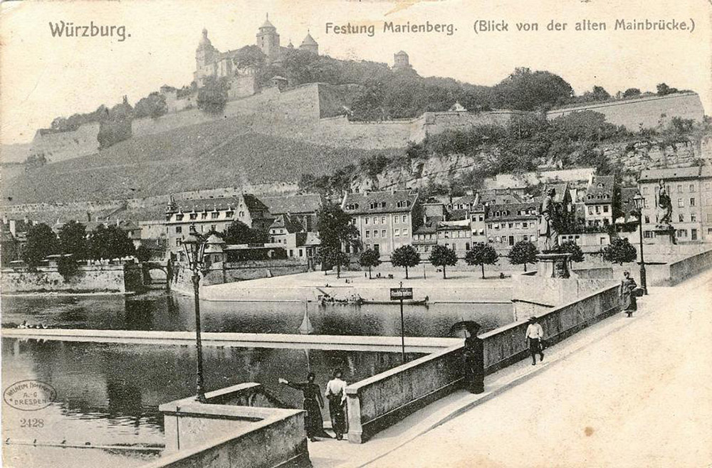 Die Festung Marienberg und die Ausfahrt in den Main des alten Mainumlaufkanals. (Quelle: Archiv Willi Dürrnagel)