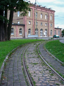 Straßenbahnschienen am alten Ostbahnhof in Heidingsfeld.