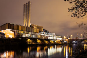 Bei Nacht gefällt mir das Heizkraftwerk am besten!