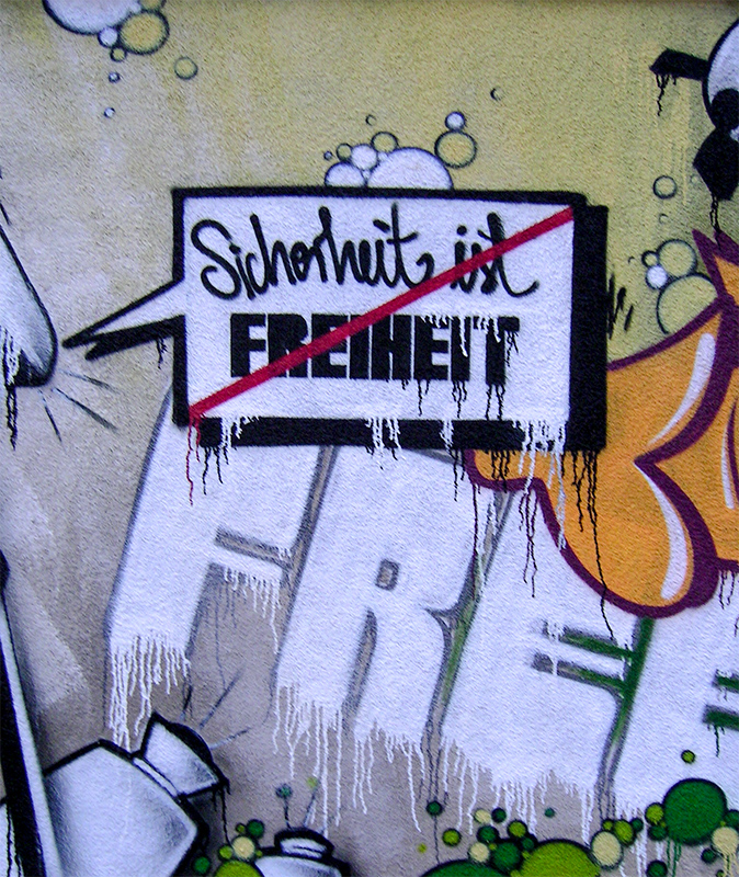 Graffiti in der Dominikanergasse an der Klostermauer