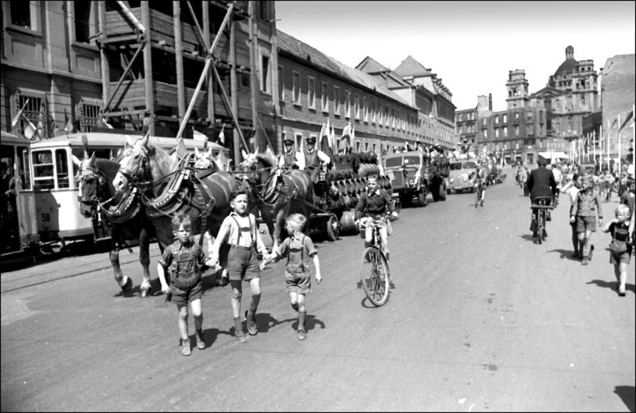 1949 - Kilianifestzug der Brauereien