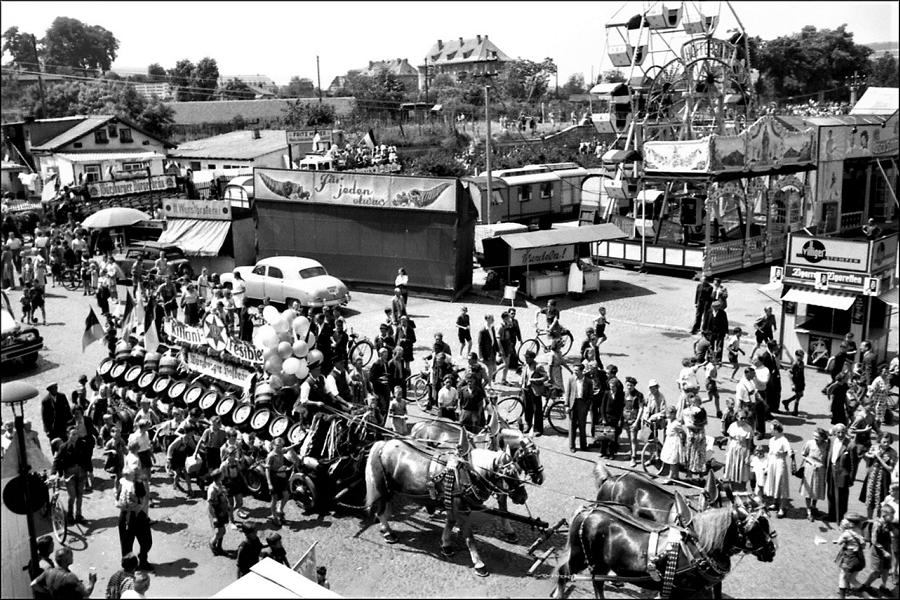 Kiliani 1951 in Würzburg am Viehmarktplatz.