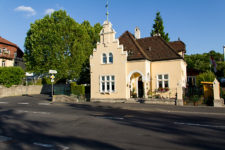 Denkmalgeschütztes Gebäude aus der Zeit um 1890 in der Nürnberger Straße.