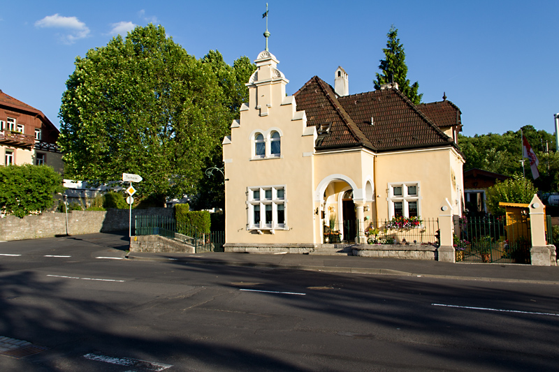 Denkmalgeschütztes Gebäude aus der Zeit um 1890 in der Nürnberger Straße.
