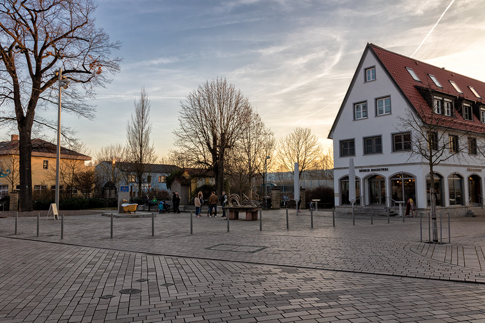 Der Dorfplatz in Randersacker.