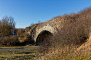 Die alte Römerbrücke von Gerbrunn.